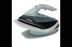 Bezdrátová napařovací žehlička Tefal Freemove POWER FV6670E0 Eukalyptová/Černá