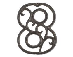 Domovní číslo 8, hnědá litina