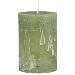 IB Laursen Sloupová svíčka RUSTIC GREEN TEA 10 cm zelená