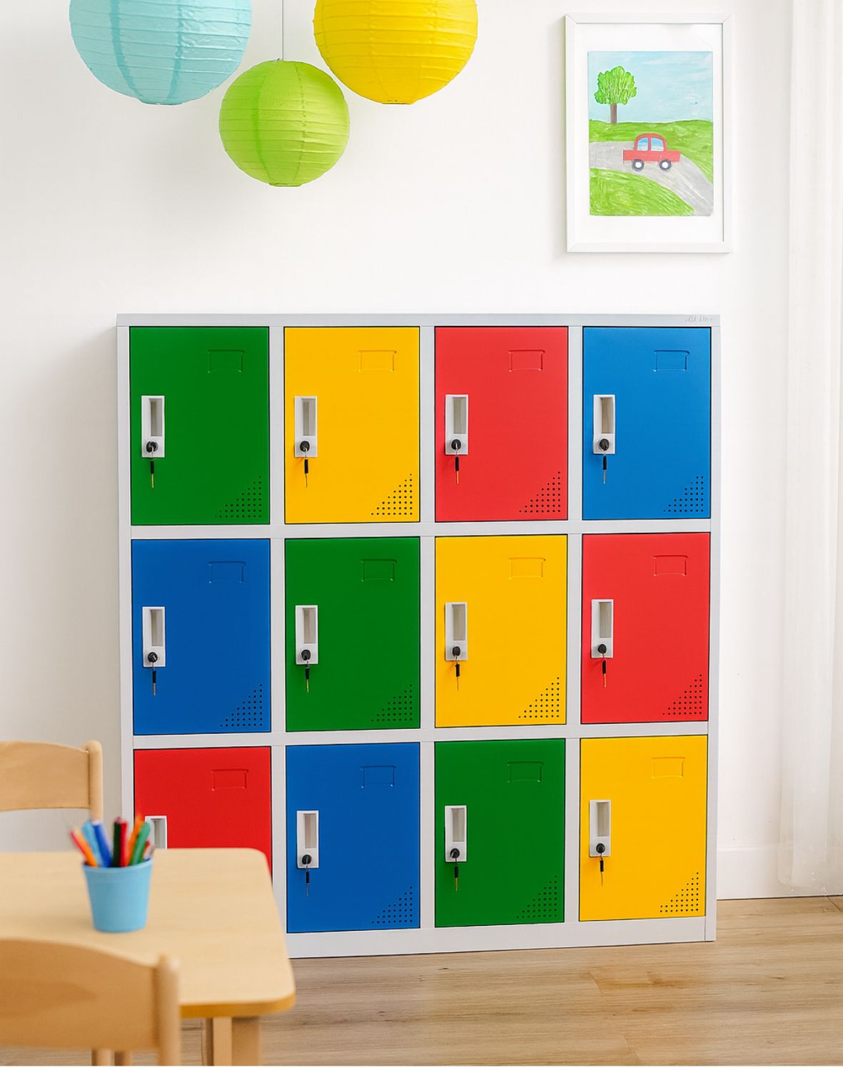 Kovová šatní skříň do mateřských a základních škol Rio Color