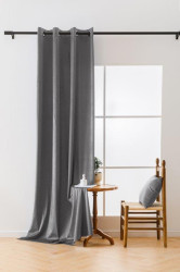 Světle šedý zatemňovací závěs VELVET 140x250 cm Zavěšení: Kovové kroužky