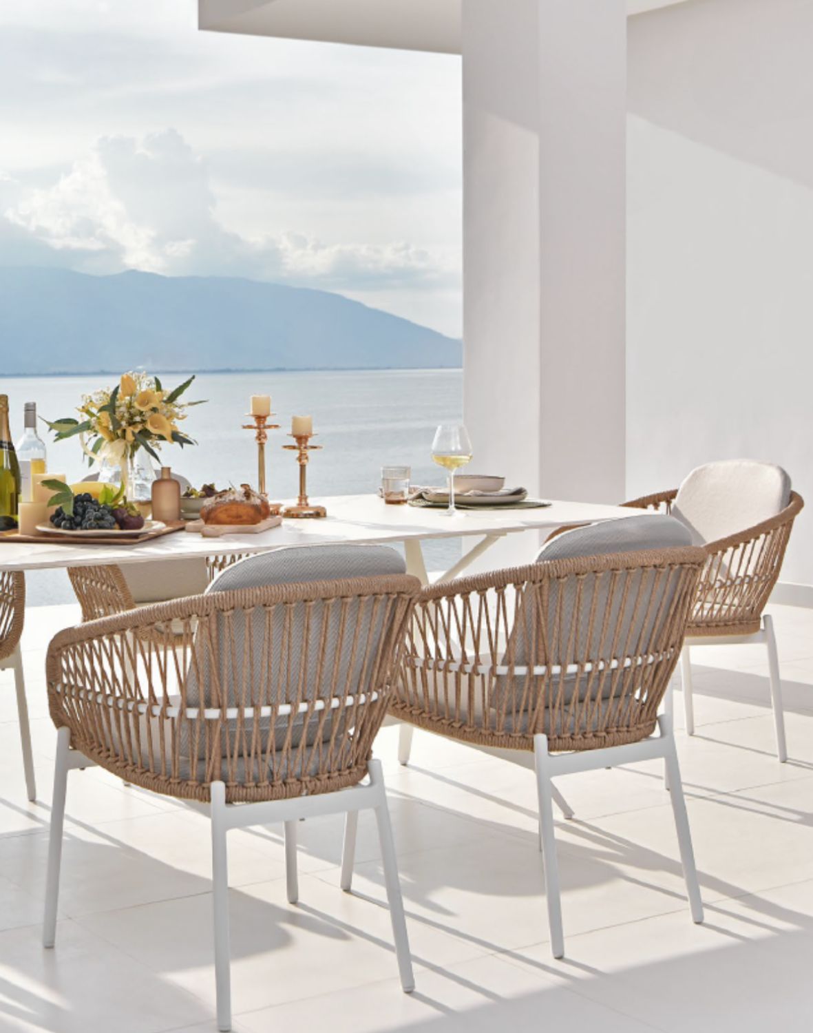 Zahradní sestava Malta: stůl 240 cm a 8 židlí z technoratanu