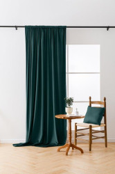 Zelený zatemňovací závěs VELVET 135x250 cm Zavěšení: Kovové kroužky